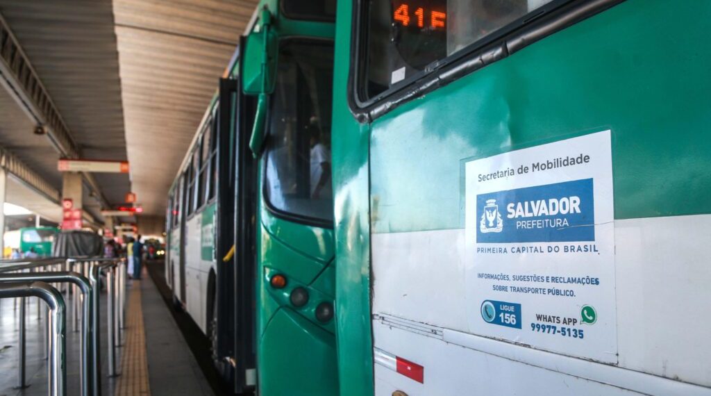BA-VI 500: Semob monta esquema de transporte para o clássico