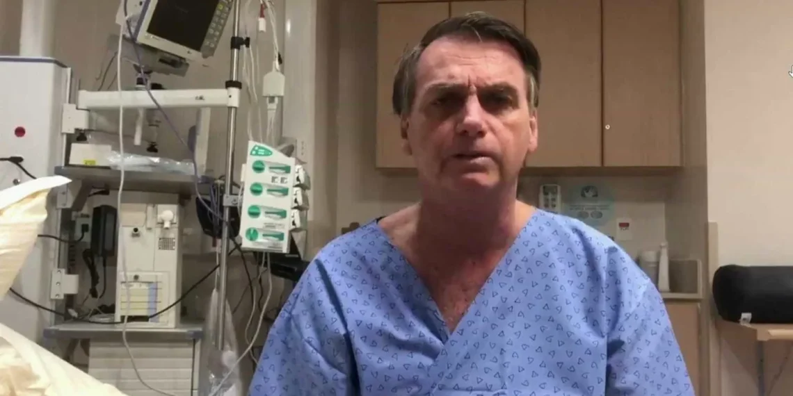 Bolsonaro segue estável na UTI, e tomografia descarta novo procedimento, diz boletim