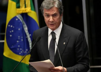 Prisão de Collor é decretada 33 anos após impeachment sobre caso de corrupção