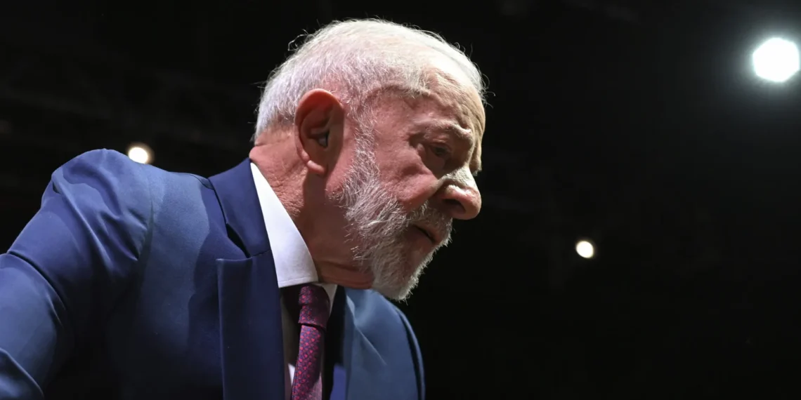 Irritado com vazamento, Lula diz ter pedido ajuda a Xi Jinping com TikTok