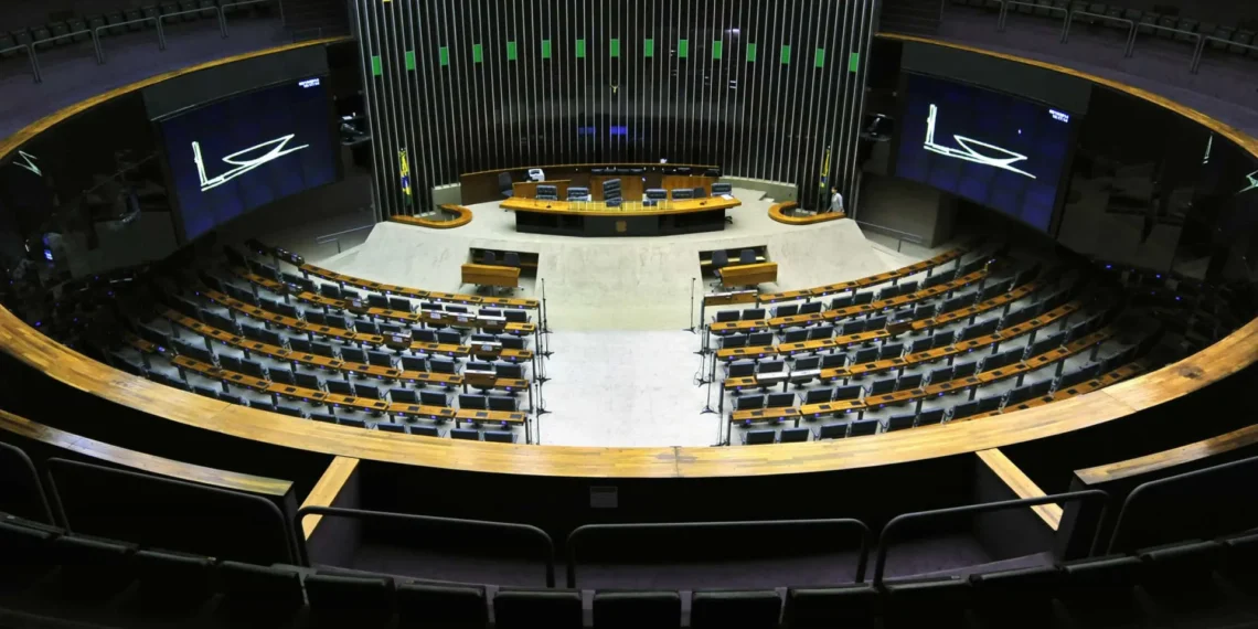 Projeto que amplia cadeiras na Câmara pode adicionar 34 novos deputados estaduais
