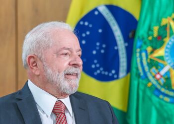 AtlasIntel: Lula vence Bolsonaro em temas de governo