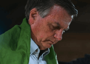 PGR pede ao STF condenação de Bolsonaro por golpe