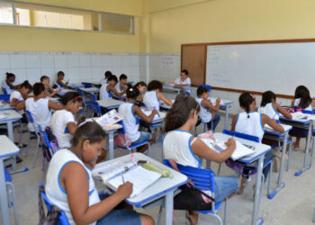 90% das escolas estão abertas, diz Prefeitura