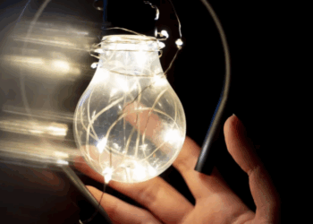 Tarifa social de luz entra em vigor neste sábado no país