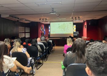 Sento Sé marca presença no Seminário Bahia Alfabetizada