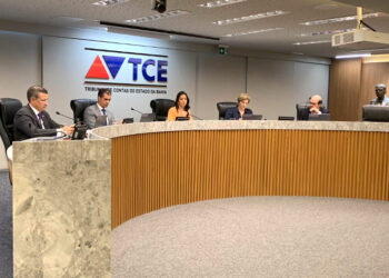TCE/BA desaprova contas e multa ex-prefeito de Ilhéus