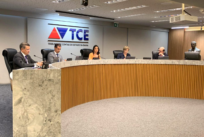 TCE/BA desaprova contas e multa ex-prefeito de Ilhéus