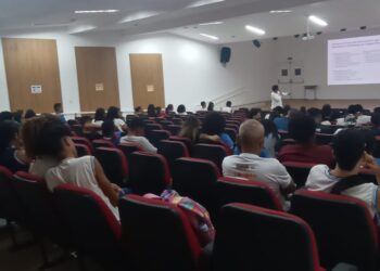 Escolas da rede estadual realizam atividades preparatórias para o Enem 2025