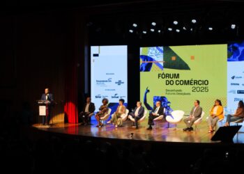 Governo da Bahia reforça apoio ao comércio no Fórum 2025