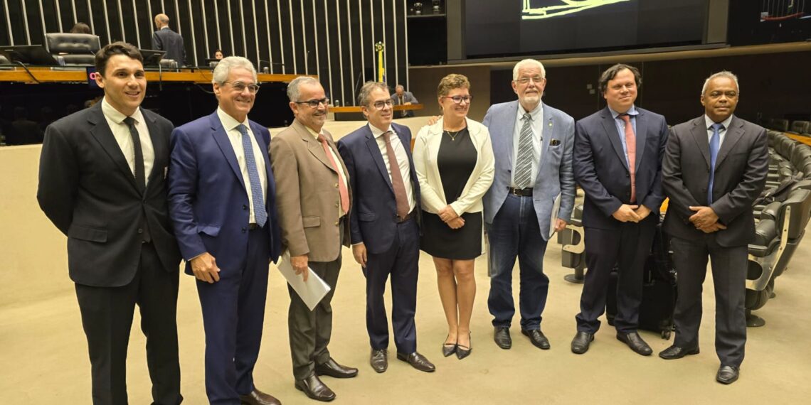 Hospital do Subúrbio é homenageado em sessão solene na Câmara