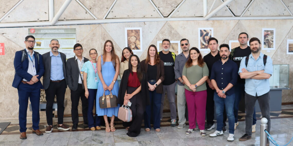 Delegações do Chile e do Peru participam de intercâmbio técnico no Museu Geológico da Bahia