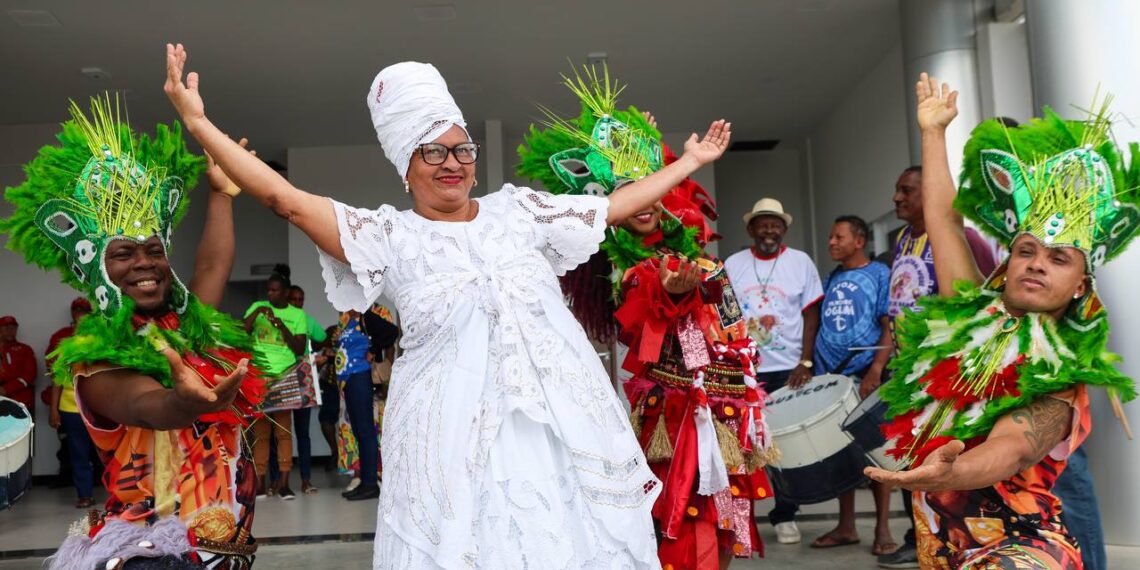 Governo da Bahia lança Edital Ouro Negro em Feira de Santana 