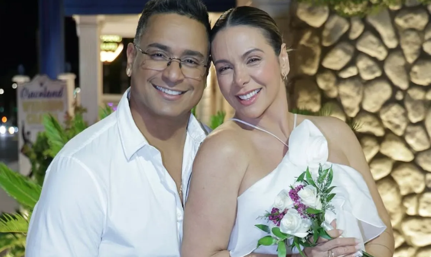 Carla Perez e Xanddy renovam votos de casamento em Las Vegas