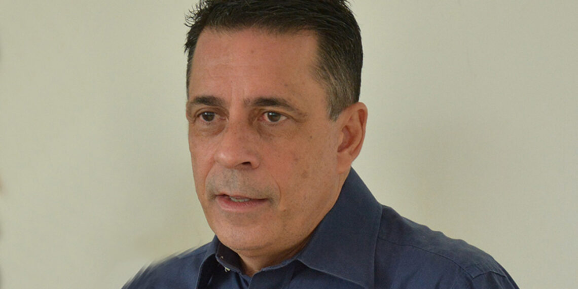 Secretário que vazou lista de HIV em Feira pede demissão