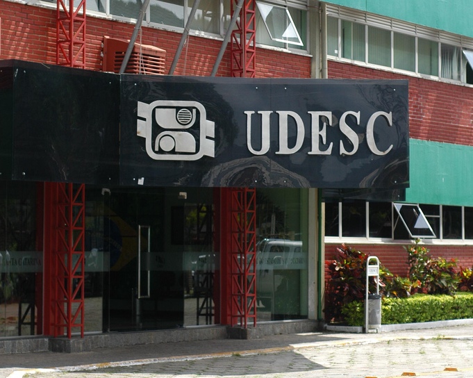 Cotas para nordestinos em universidade de SC geram polêmica
