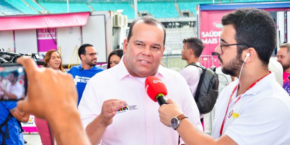 Vice-governador abre Outubro Rosa em evento na Fonte Nova