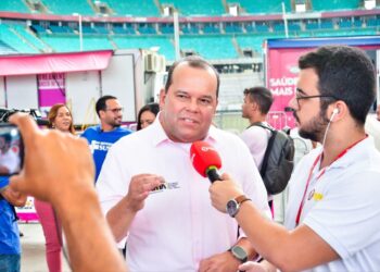 Vice-governador abre Outubro Rosa em evento na Fonte Nova
