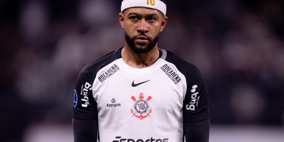 Após polêmica em Salvador, jogador do Corinthians se explica