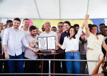 Governo da Bahia anuncia escola em tempo integral em Itanagra