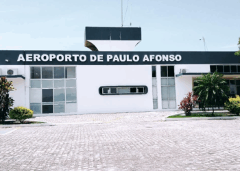 Aeroportos de Lençóis e Paulo Afonso são concedidos à iniciativa privada em leilão do Programa AmpliAR