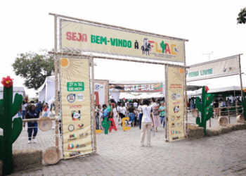 Estudantes da Rede Estadual participam da 3ª edição da Feira Literária Internacional de Antônio Cardoso 