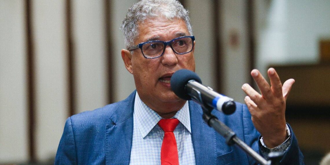 ‘Oposição tenta barrar avanços’, diz Rosemberg sobre empréstimo
