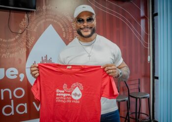 Tony Salles visita Hemoba e lidera campanha nacional de doação