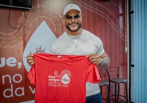 Tony Salles visita Hemoba e lidera campanha nacional de doação