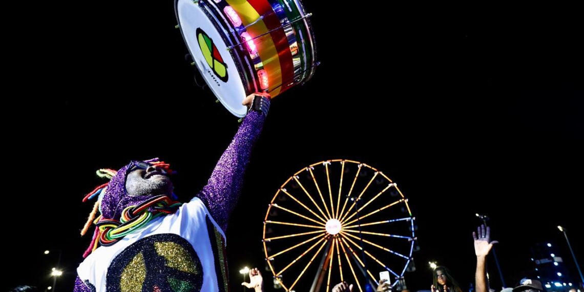 Primeira atração desta terça-feira (30), Olodum agita Festival Virada Salvador