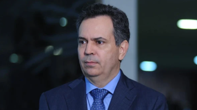 Polícia Federal mira deputado federal baiano em operação contra desvios de emendas