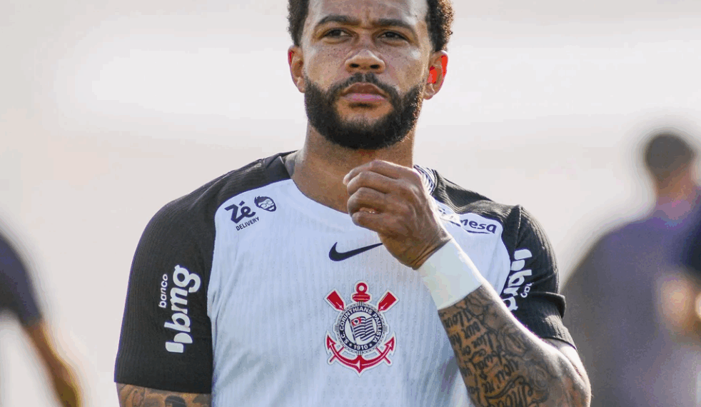 Jogador do Corinthians é notificado após foto em Salvador
