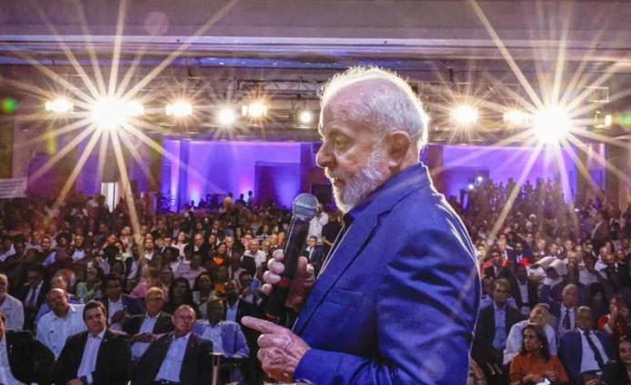 Visita de Lula a Salvador antecipa debate eleitoral na Bahia
