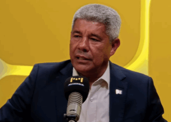 Jerônimo confirma candidatura à reeleição e anuncia chapa para março