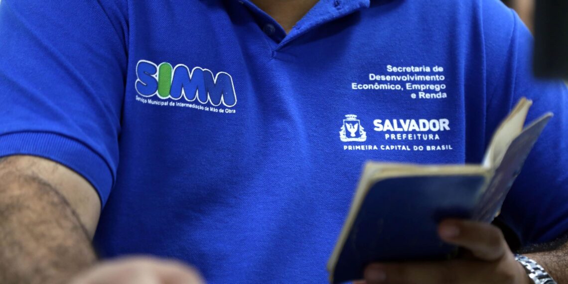 Salvador é a 4ª cidade que mais gerou empregos no Brasil em 2025