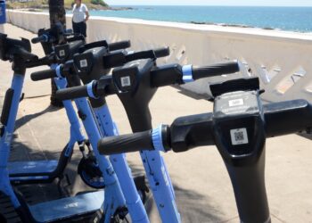 Patinetes elétricos completam um ano em Salvador com 600 mil viagens e 2 milhões de quilômetros percorridos