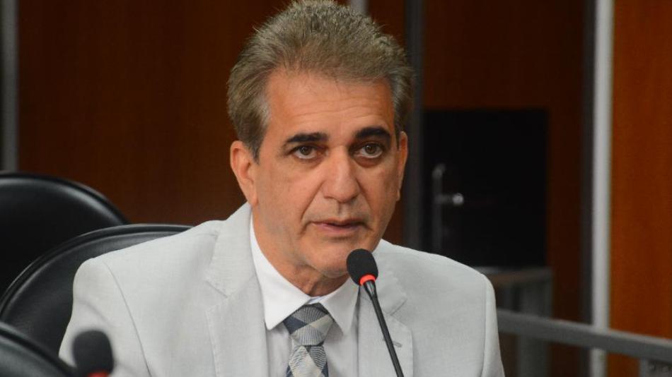 Robinson se solidariza com servidores demitidos pela prefeitura de Salvador