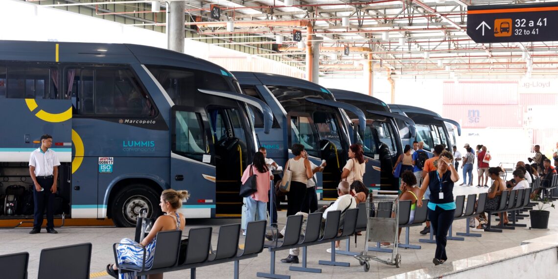 Nova Rodoviária da Bahia tem alto fluxo nos primeiros 15 dias