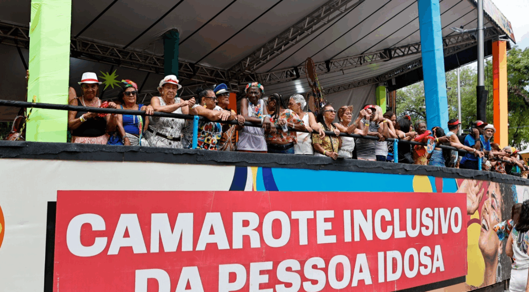 Camarotes Acessíveis garantem conforto a idosos