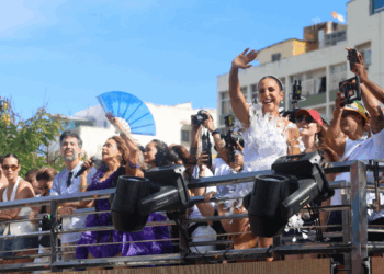 Ivete comanda trio pipoca na Super Terça e convida Daniela Mercury para apresentação histórica no Campo Grande
