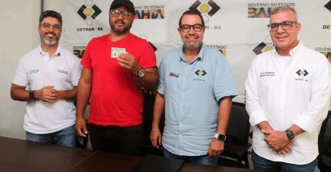Detran emite primeira habilitação solicitada através da CNH do Brasil