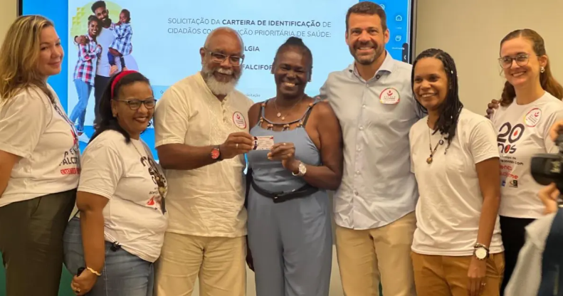 SMS lança carteira de identificação para pessoas com Doença Falciforme em Salvador
