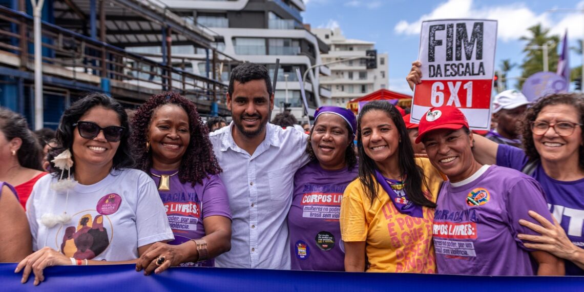 PT Bahia participa de ato pela vida das mulheres neste 8 de março