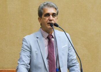 Deputado sinaliza pré-candidatura na capital