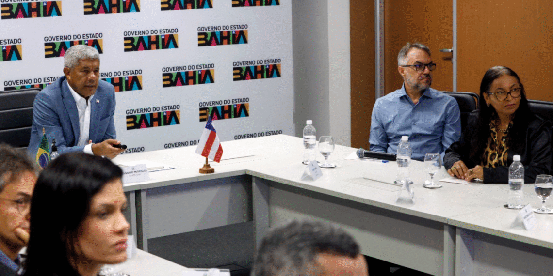 Governador reforça parceria com Quijingue em reunião