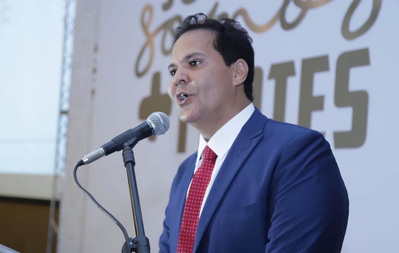 Eures Ribeiro apoia Rui Costa e adia 2º voto ao Senado