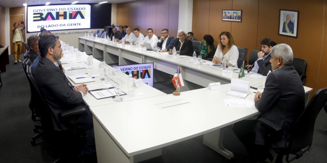 Governo reforça saúde e educação em Riacho de Santana