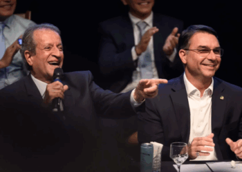 ACM Neto quer reunião com Flávio, diz Valdemar