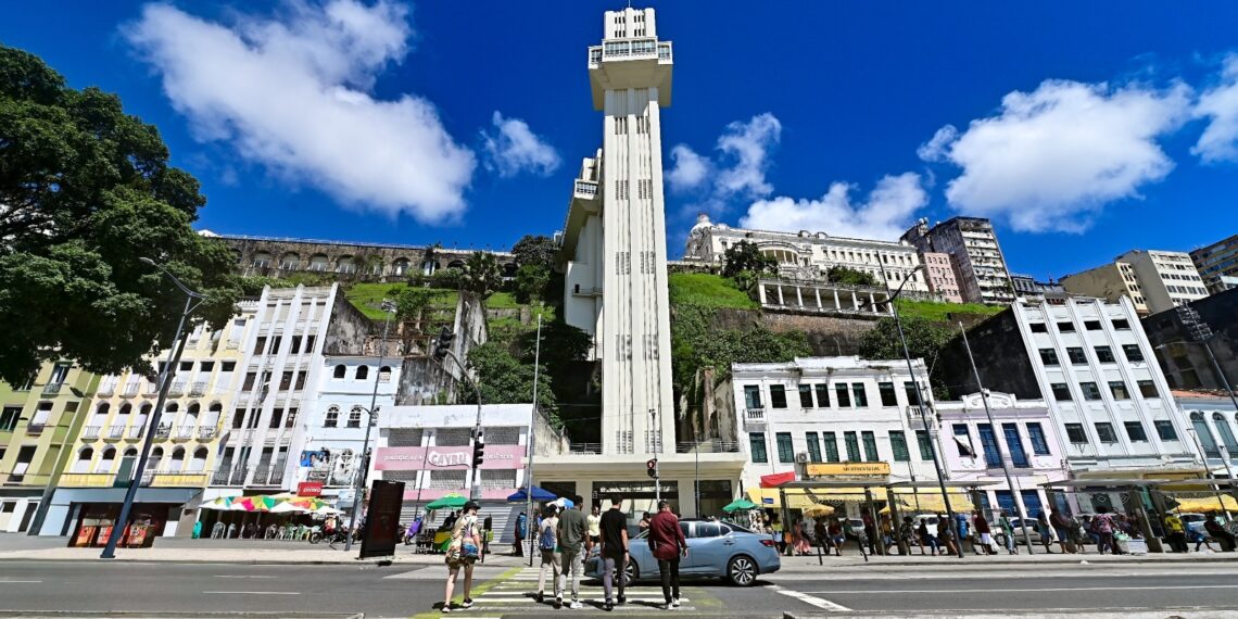 Salvador registra 1,5 milhão de viagens em ascensores