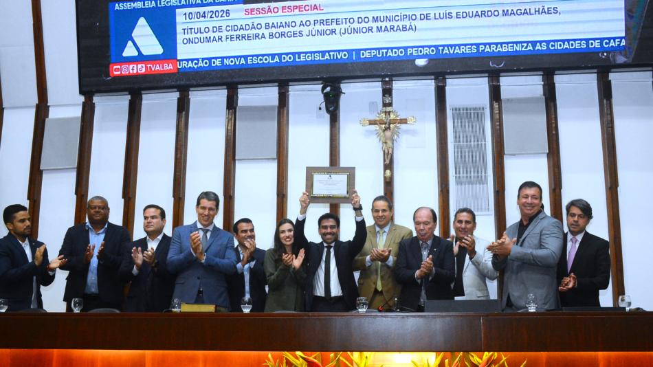 ALBA concede Título de Cidadão Baiano ao prefeito Júnior Marabá